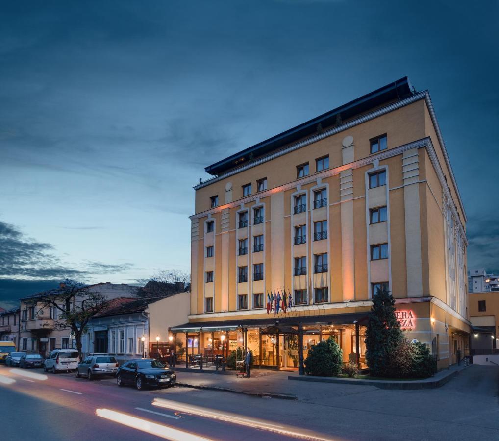 Hotel Opera Plaza คลูจ-นาโปกา ภายนอก รูปภาพ
